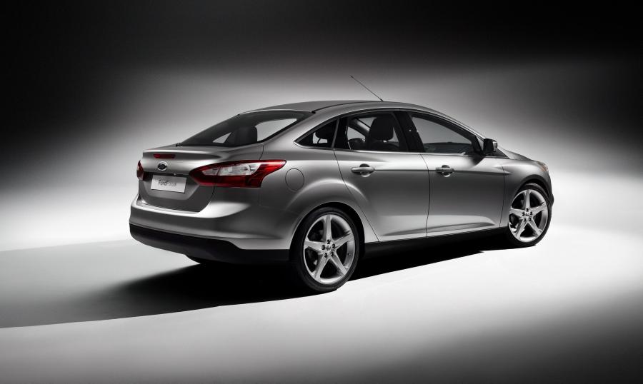  Ford Focus Sedan 2010 года  (фото 8 из 25)